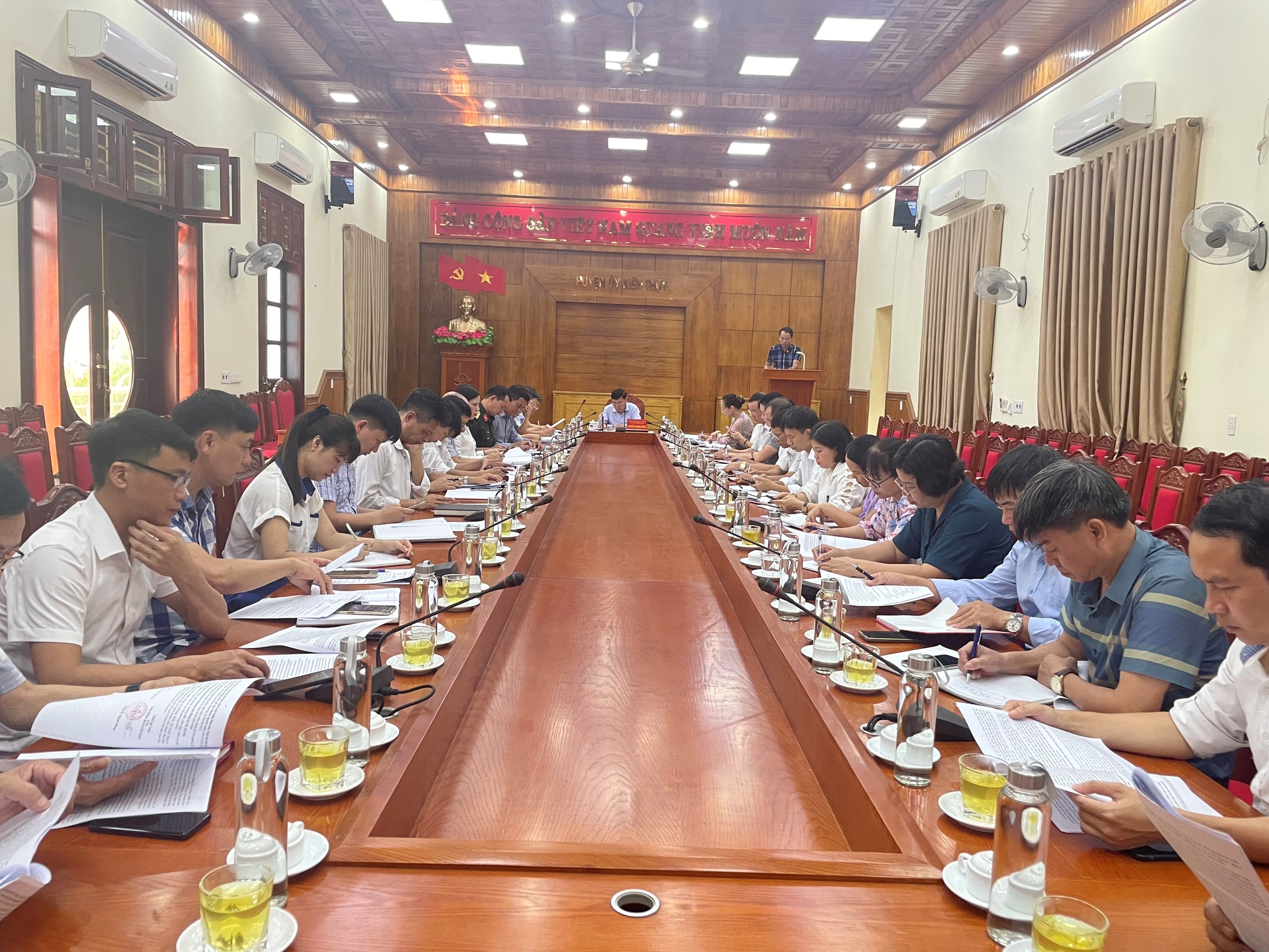 Ban Chỉ đạo xây dựng và thực hiện Quy chế dân chủ ở cơ sở  huyện Kiến Thụy tổ chức Hội nghị giao ban 6 tháng đầu năm; triển khai nhiệm vụ 6 tháng cuối năm 2024