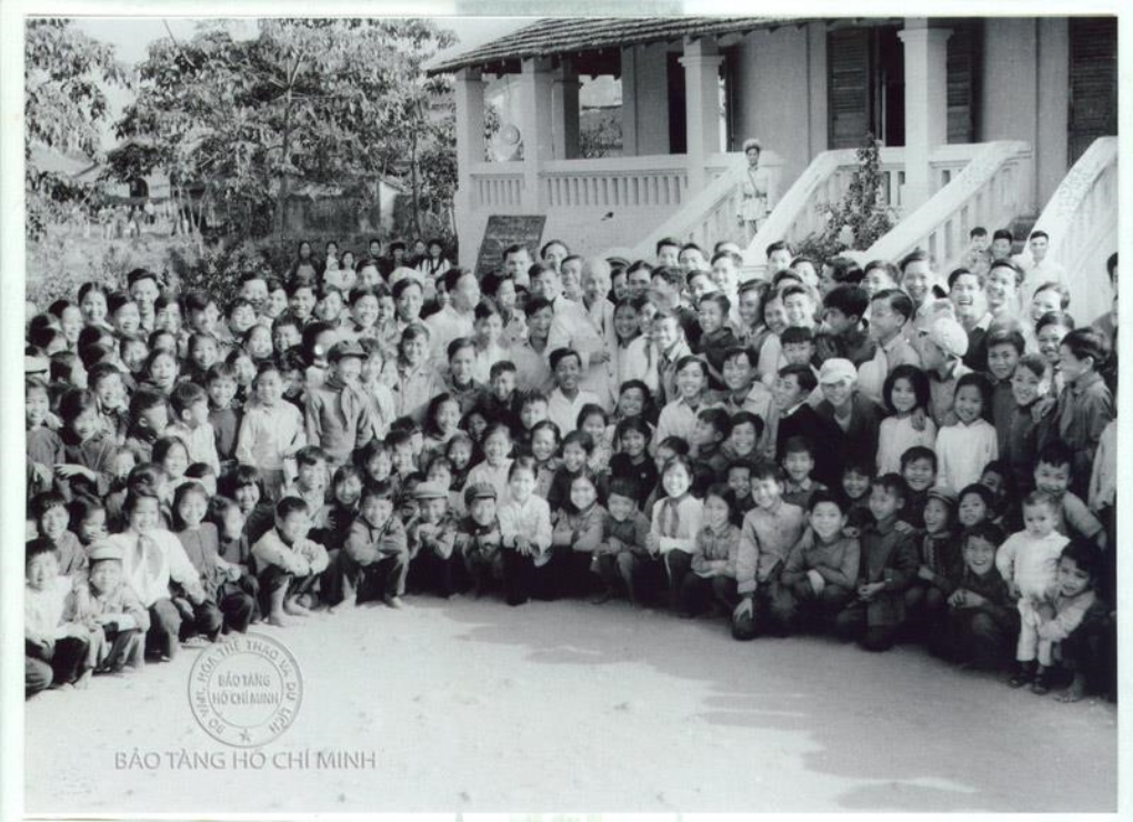 Xây dựng xã hội học tập theo tư tưởng Hồ Chí Minh