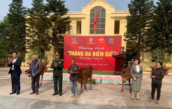 Hiệu quả từ mô hình “Đảng viên phụ trách hộ gia đình ở khu vực biên giới”